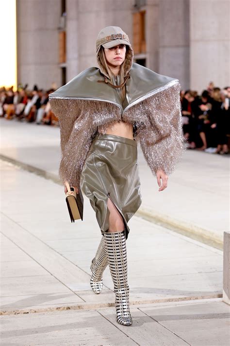 louis vuitton catwalk 2023